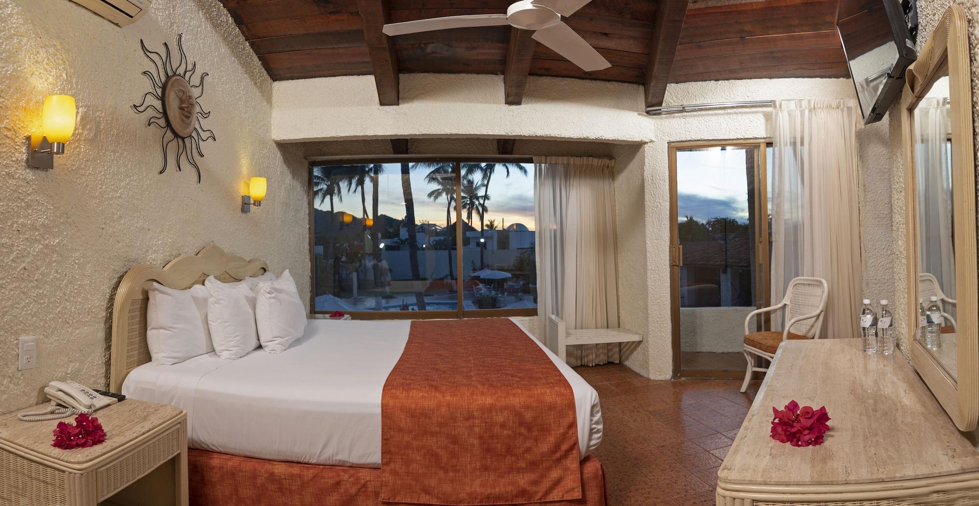 Cabo Blanco Hotel And Marina Barra de Navidad Eksteriør billede