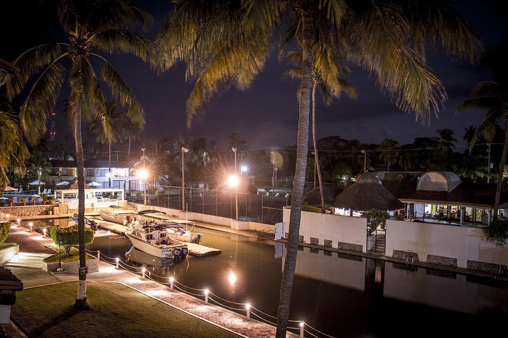 Cabo Blanco Hotel And Marina Barra de Navidad Eksteriør billede