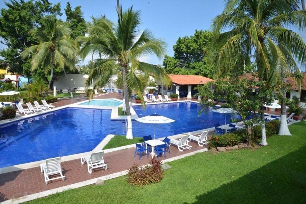 Cabo Blanco Hotel And Marina Barra de Navidad Eksteriør billede