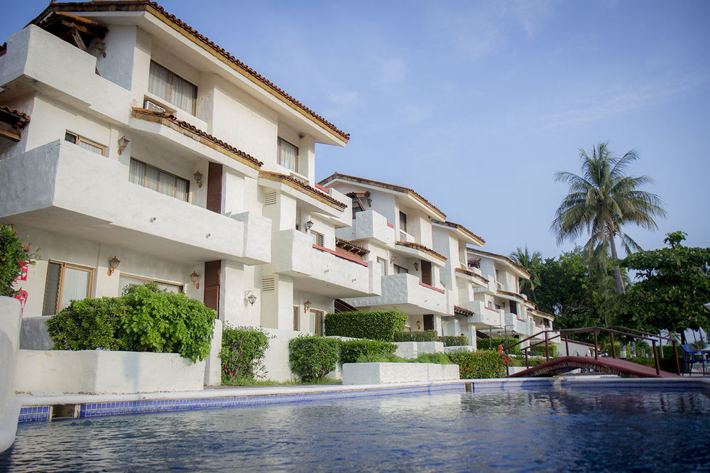 Cabo Blanco Hotel And Marina Barra de Navidad Eksteriør billede
