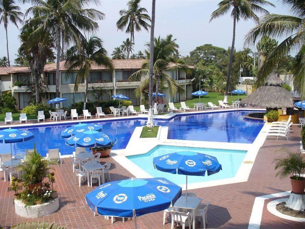 Cabo Blanco Hotel And Marina Barra de Navidad Eksteriør billede