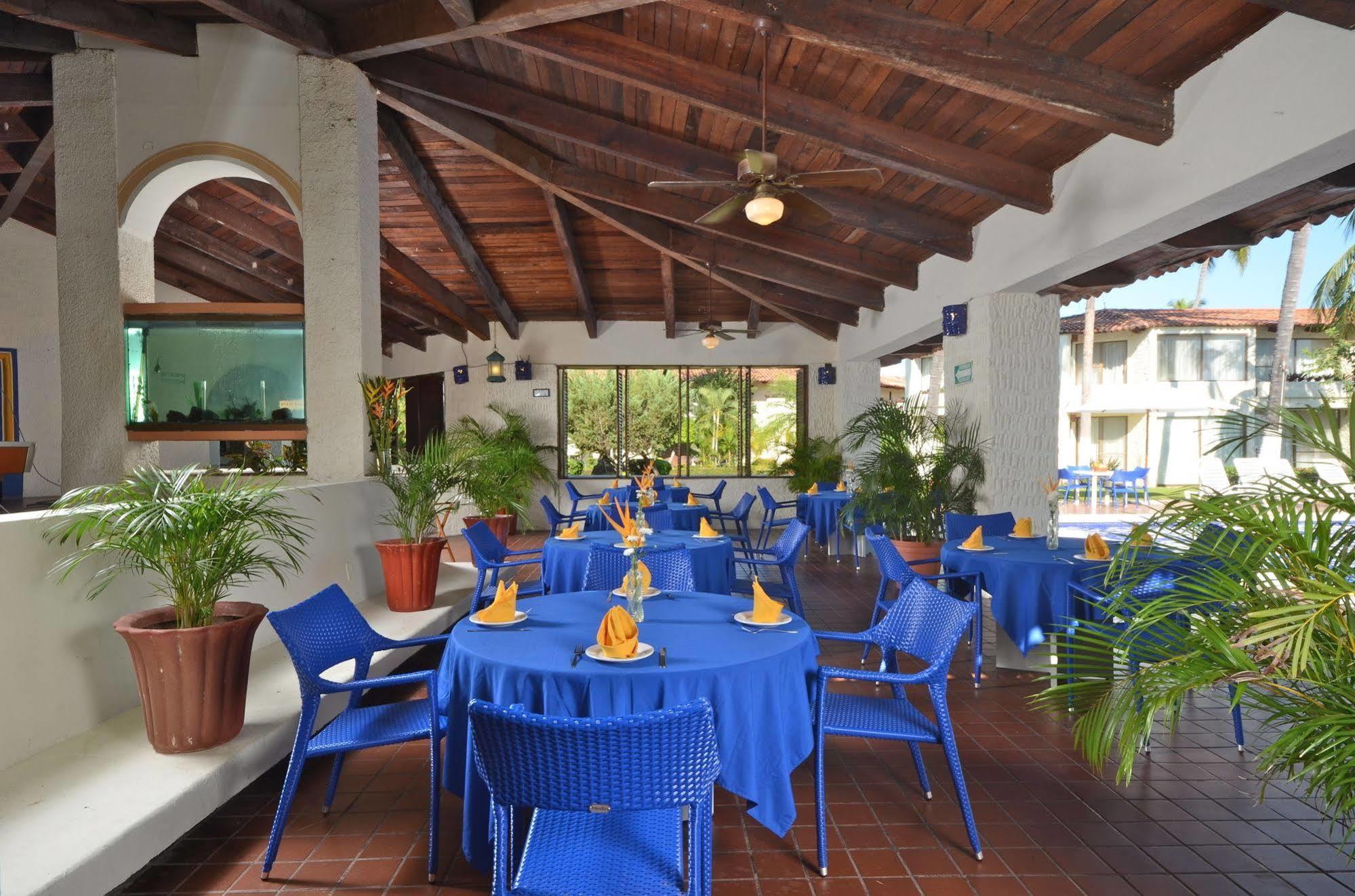 Cabo Blanco Hotel And Marina Barra de Navidad Eksteriør billede