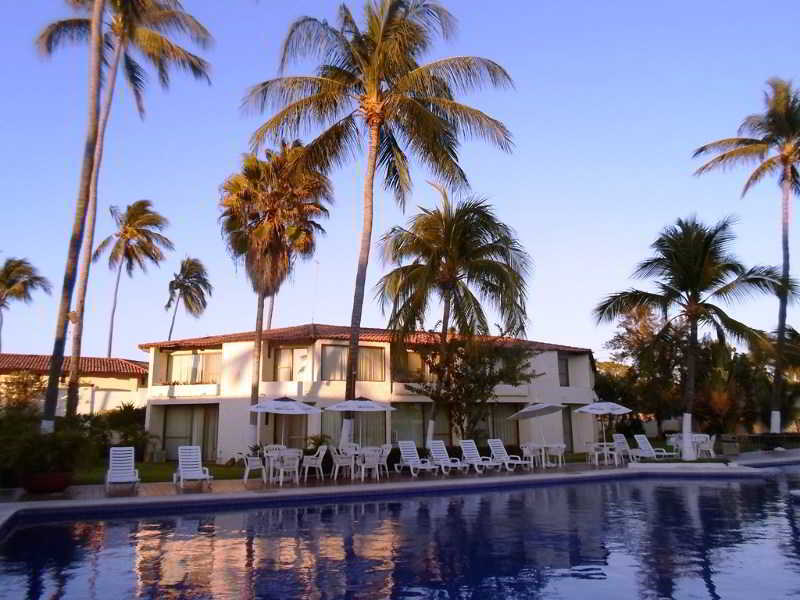 Cabo Blanco Hotel And Marina Barra de Navidad Eksteriør billede