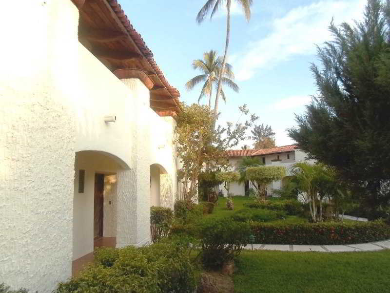 Cabo Blanco Hotel And Marina Barra de Navidad Eksteriør billede